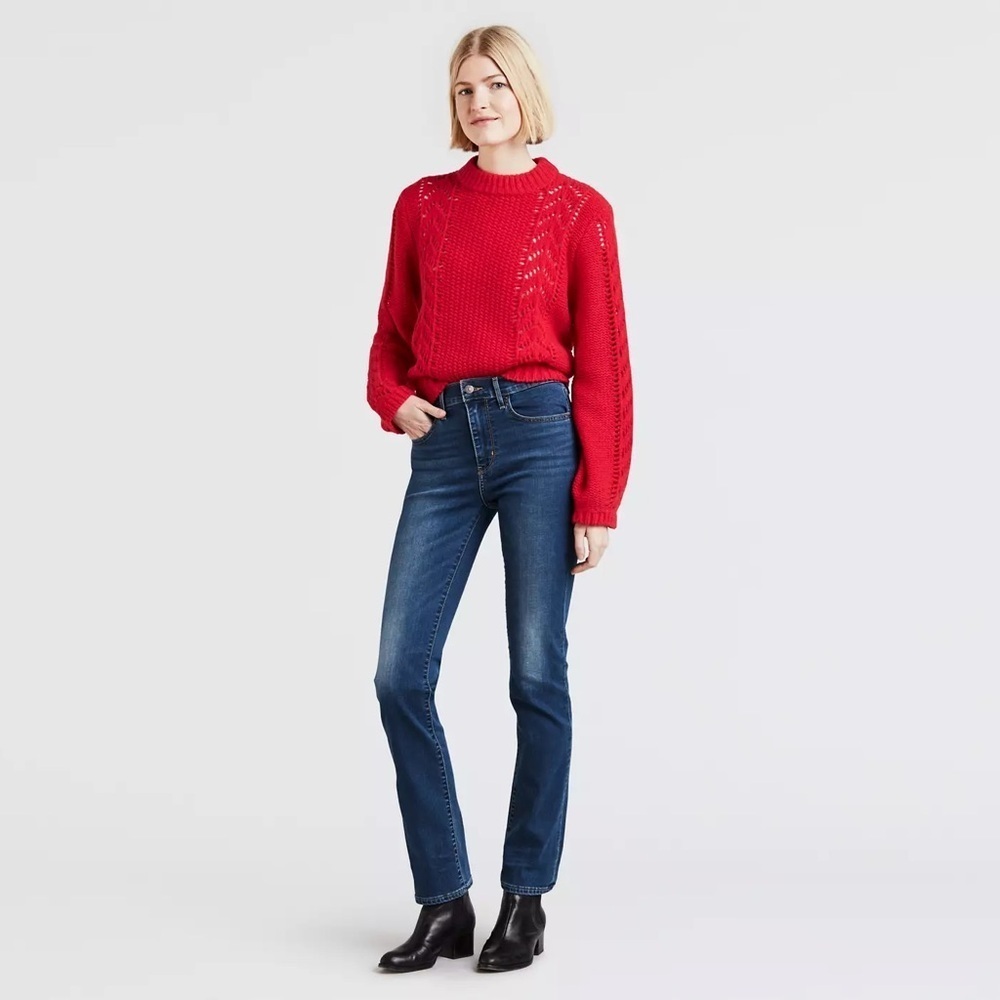724 Levi High Rise Slim Straight Stellar Stretch SZ 25 NWT 💕💕